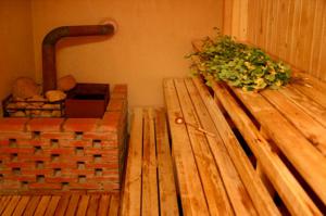 Какие бывают конструкции печек для бань на дровах